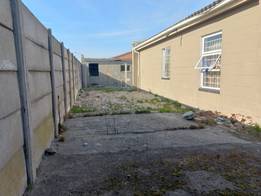 3 Bedroom Property for Sale in Eastridge Western Cape